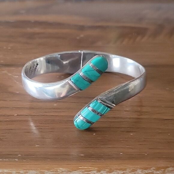Signed Vintage Mexico Taxco Malachite 925 Sterling Silver Bangle Bracelet Cuff - Picture 3 of 12